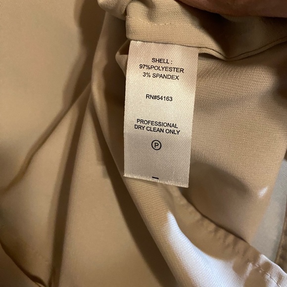 Calvin Klein ruffled top - Picture 4 of 4